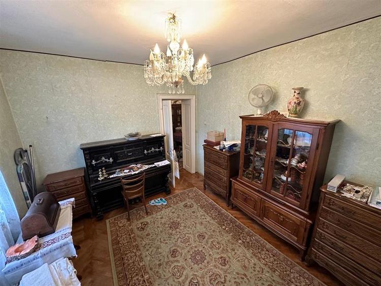 ULTRACENTRAL - Apartament 3 camere - Râpa Galbenă + Boxa + Garaj !