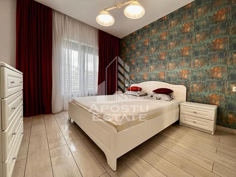 Triplex de lux cu 3 camere si 3 bai, de inchiriat,zona Giroc