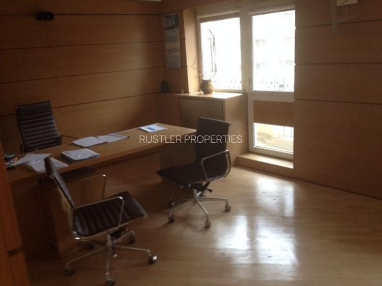 Super Investitie! 5 camere Unirii-Fantani, ideal birou, rezidential  - 14