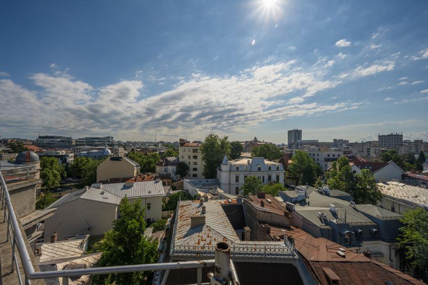 PIATA ROMANA - ASE - APARTAMENT 62 MP, ETAJ 5, CENTRALA PROPRIE!