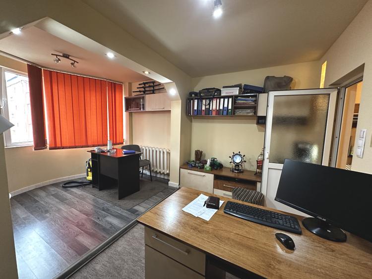 Apartament 3 camere Deco Sub-Stadion 2 Bai Balcon Etaj 2 Finisat Mobilat Utilat