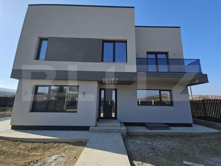 Vila de lux cu 4 camere in Tomesti - 2