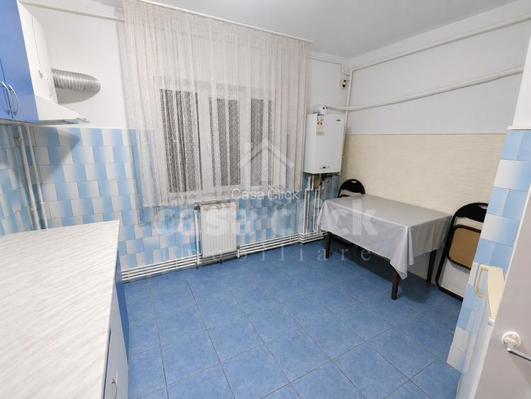 Apartament 2 camere, mobilat, balcon închis – Micro 17 - 7