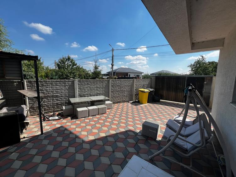 Duplex superb, 120mp construiti, 195mp teren, strada asfaltata, Domnesti