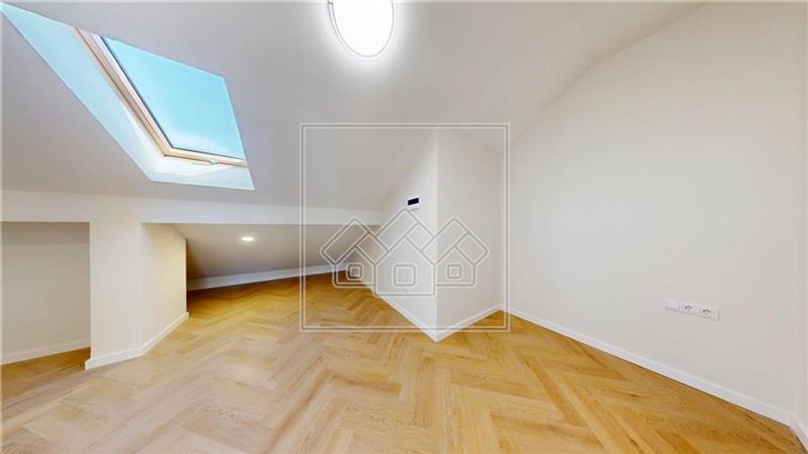 Penthouse 3 camere si terasa 18.46 mp, incalzire pardoseala
