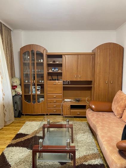 Apartament Eugen Ionescu - 7
