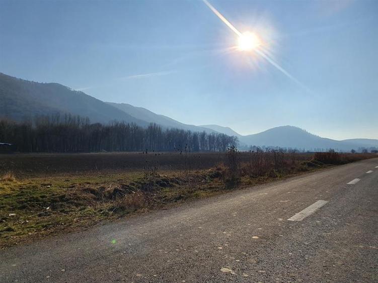 Vanzare Teren intravilan Str. Cucului, zona Bartolomeu 18600 mp