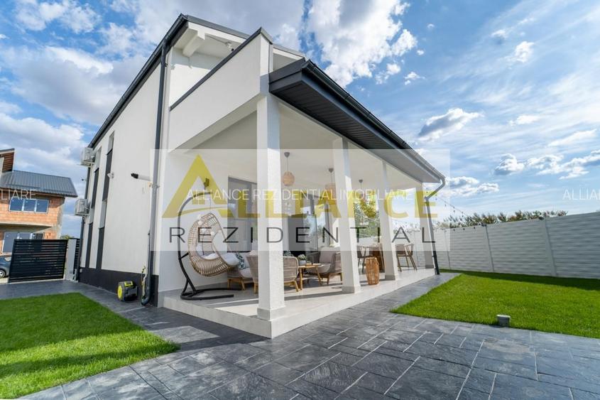 CASA MOBILATA SI UTILATA - 4 CAMERE SI 2 BAI - COMUNA BERCENI - 30
