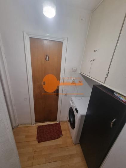 Apartament cu 3 camere in zona Crangasi