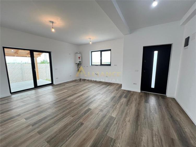 CASA PARTER-3 CAMERE-TEREN 340MP-Str Aviatorilor