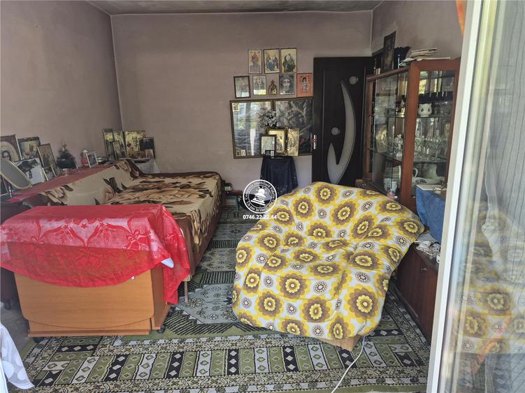 Apartamenr cu 3 camere decomandat de vanzare zona PACURARI - IASI