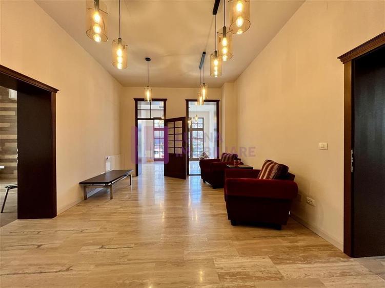 Spatiu de birouri | zona centrala, Noica | 150 mp | Office building | parcare