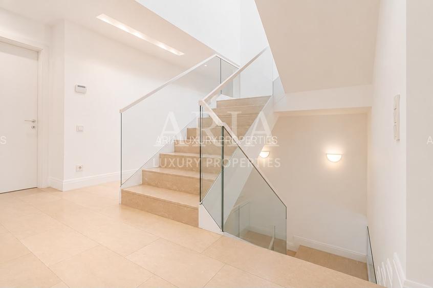 OXFORD GARDENS -  LUXURY GATED COMMUNITY - POOL - TENNIS COURT - PLAYGROUND - 8