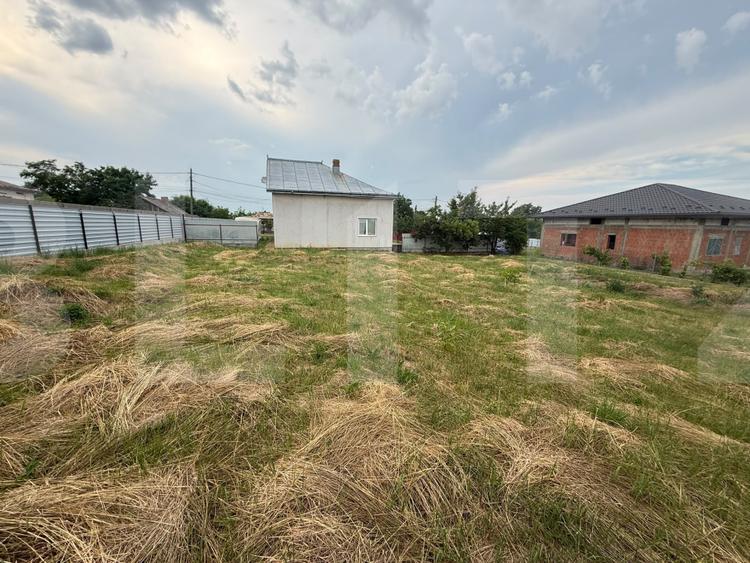 Casă individuală, 135 mp, teren 1287 mp - zona Curtești