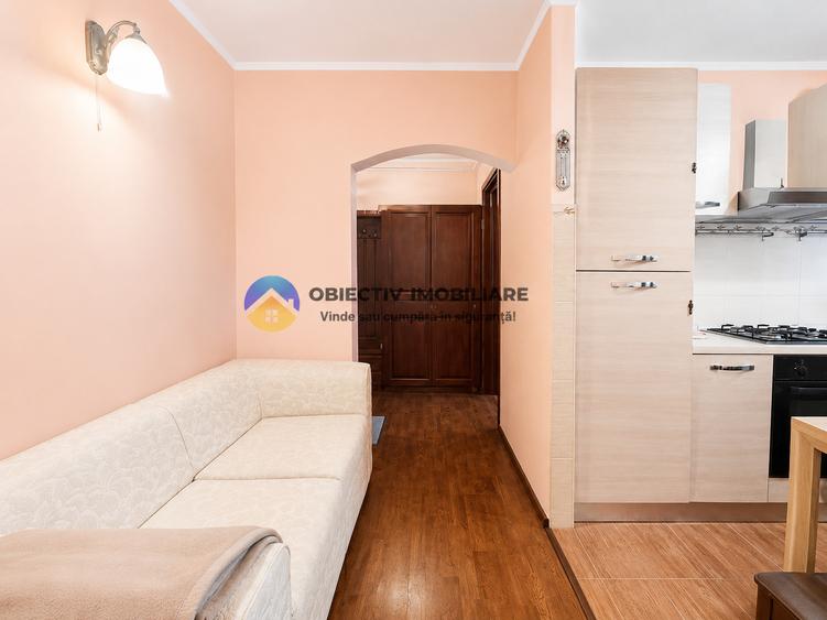 Apartament 3 camere/2 balcoane /cu priveliste CENTRU .