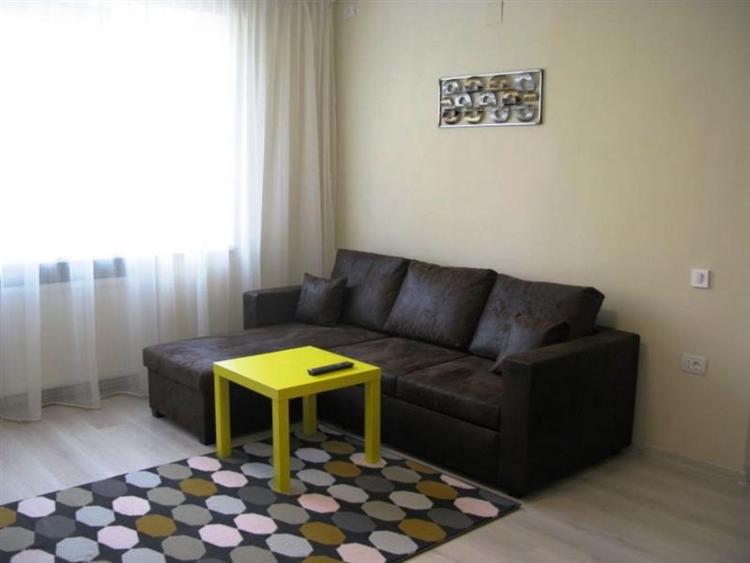 Inchiriem Apartament 2 Camere, Modern, Semidecomandat, Centrul Civic