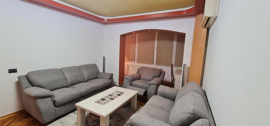 Apartament 2 camere amenajat-mobilat modern la cheie, et.1, central Podgoria- Zo
