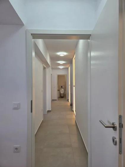 Apartament 3 Camere Tractorul