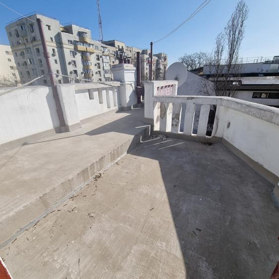 COMISION 0% BARBU VACARESCU STRADAL VILA D+P+ET+M+TERASA SI GARAJ CURTE LIBERA