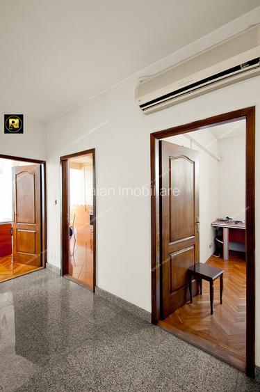 Vanzare Cladire S+P+3Et,destinatie mixta,in Galati,ultracentral,pe blv. Brailei - 18