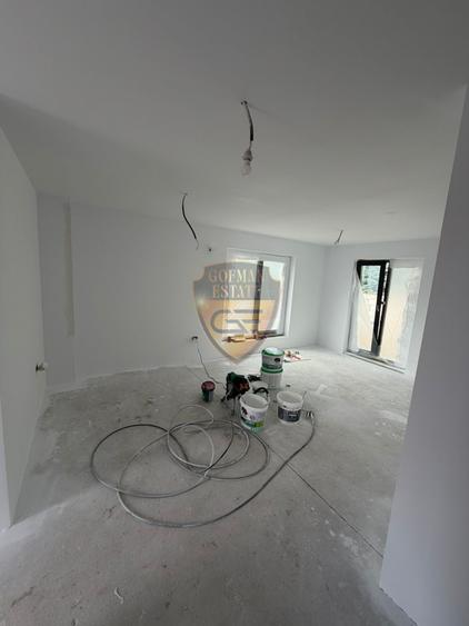 Casa de vanzare , 157 mp , Tomis Plus, terasa 15 mp, 2 locuri de parcare, teren