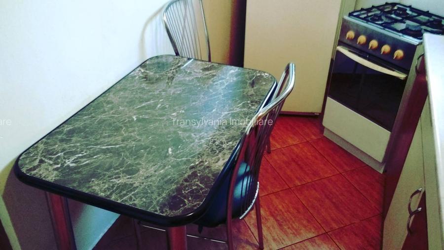 Apartament cu o camera | 35 mp | Centrala Proprie | Zorilor | UMF - 3