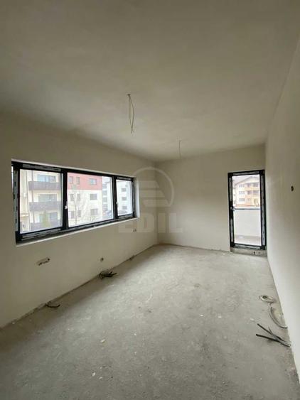 Duplex cu terasa circulara zona Sub Cetate