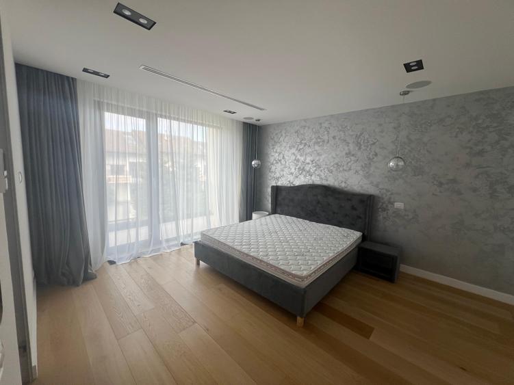 Vila deosebita in zona Baneasa - 5 camere