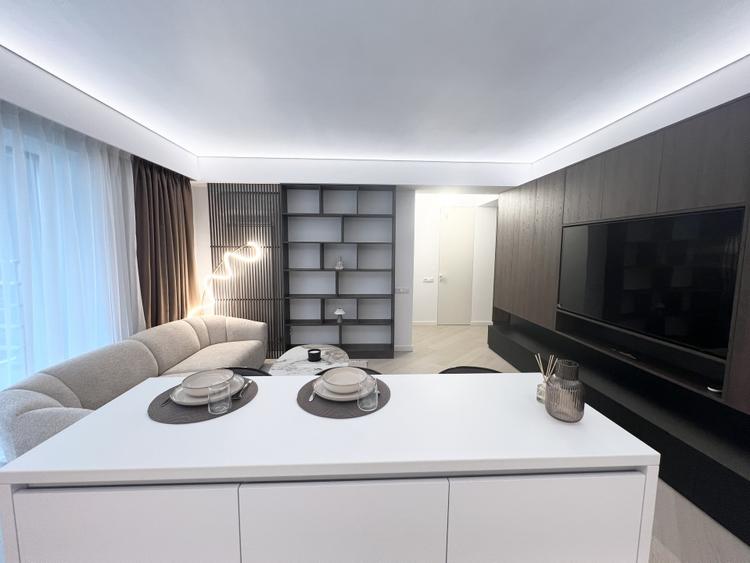 NOU / LUX / COMPLET MOBILAT SI UTILAT / LOC PARCARE DISPONIBIL