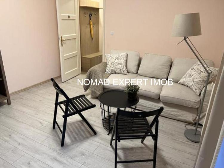 2 camere 50 mp Piata Romana Magheru