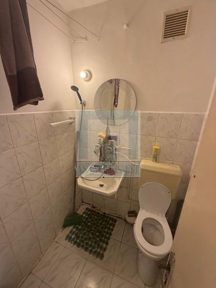 Garsoniera 12 mp utili - zona Vlahuta