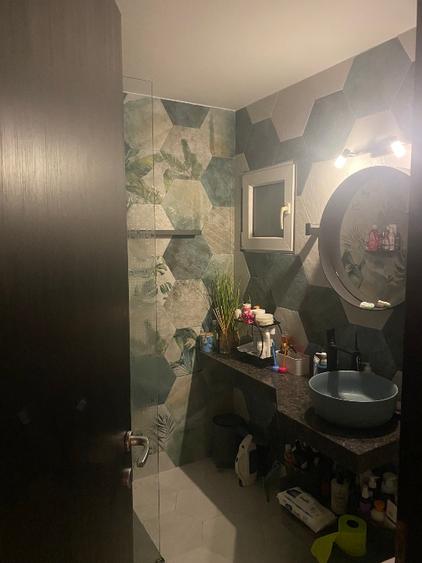 Vânzare apartament 3 camere