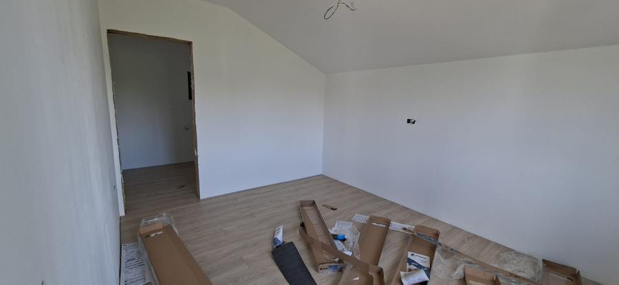Casa cu 4 camere,  310 mp, 400 mp teren, Holboca
