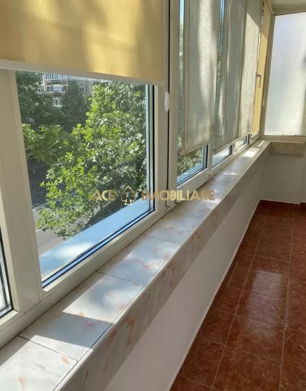 2 Camere de inchiriat | Timpuri Noi | Metrou | Decomandat