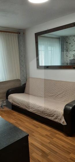 Apartament 3 camere, 50 mp | Închiriat 300 €/lună | Investiție sigură
