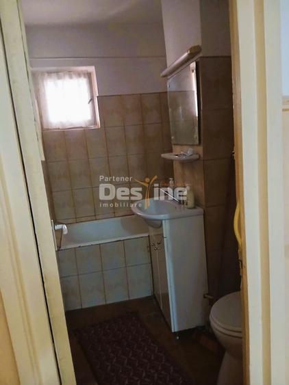 Apartament cu 3 camere de vanzare zona centrala