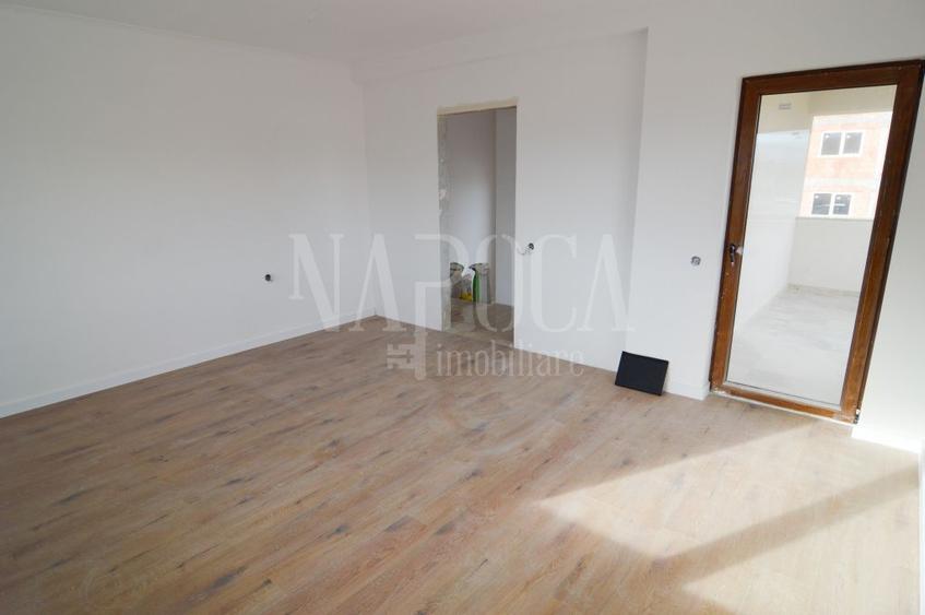Casa 5 camere de vanzare in Apahida
