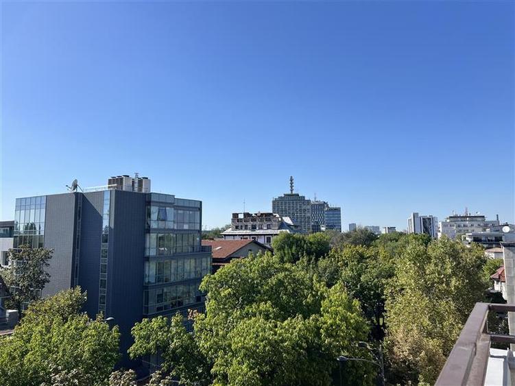 Apartament 3 camere Dorobanti | 112 mp utili | View spectaculos | Terasa 23 mp