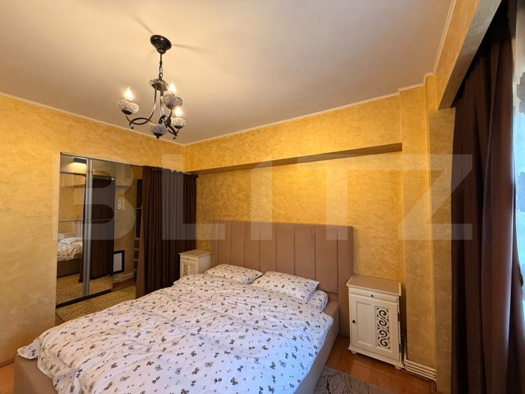 Apartament 4 camere, 100 mp, parcare, zona Ultracentral