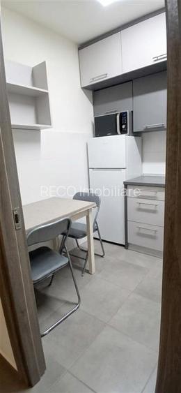 RECO Apartament ultracentral, decomandat cu 2 camere, et 2 - 6