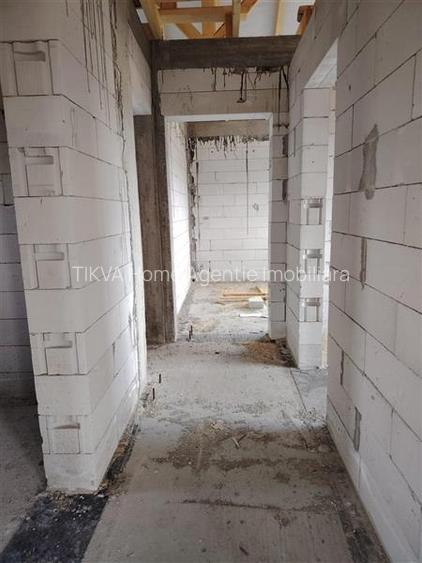 Casa familiala la rosu  (Lazarea, jud. Harghita) - 14