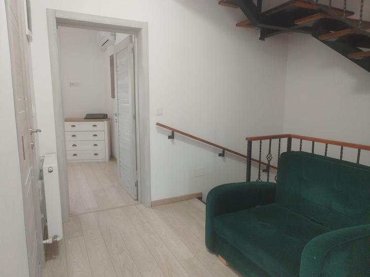 Vilă Duplex cu curte generoasa |Otopeni