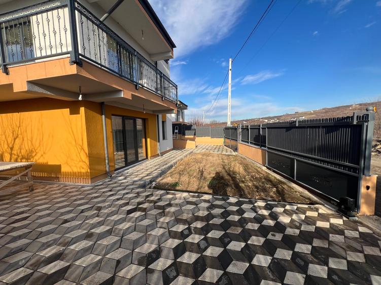 Vila de vanzare Iasi Tomesti Chicerea