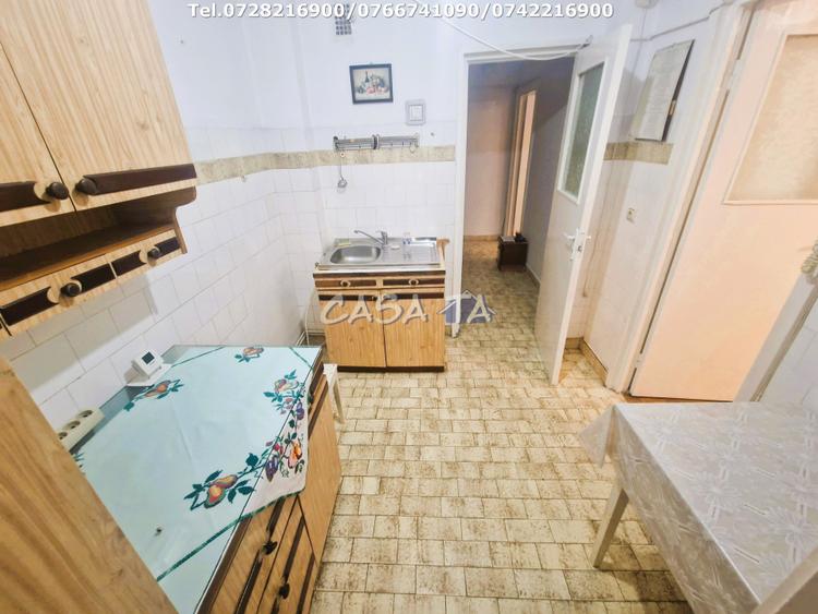 Apartament 3 camere, situat in Targu Jiu, Str. Nicolae Balcescu