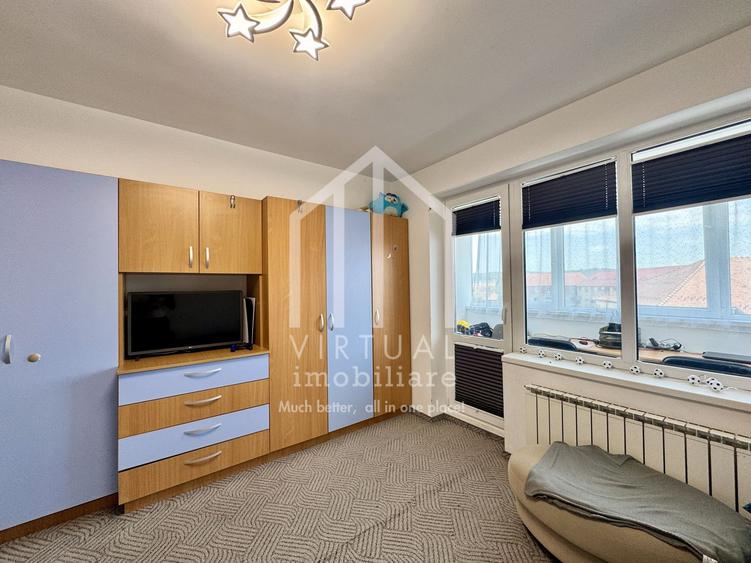 Apartament cu 3 camere, 75mp utili+3 balcoane, etaj 5/5, bloc cu lift