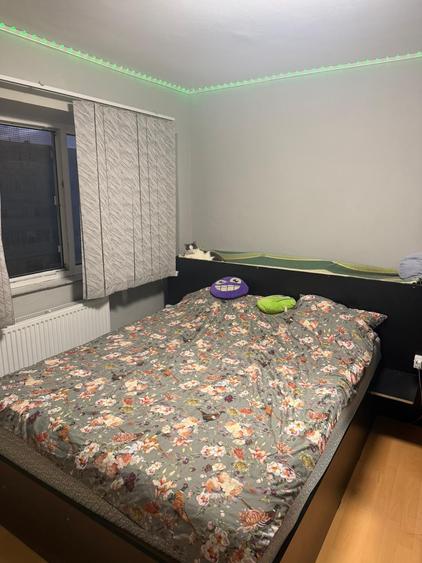 - Apartament 3 camere confort 1 decomandat, zona Progresu, etaj 3/4.
