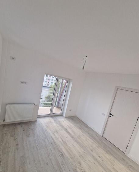 Titan 3 Min metrou 1 Decembrie 1918 Renovat Integral Bloc 2008 2Camere Vanzare