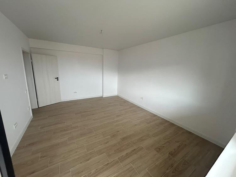 Apartament 2 camere decomandat, finalzat, metrou Berceni