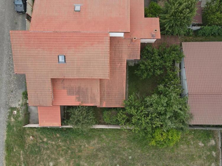 Duplex de Vânzare 152 mp utili + 455 mp teren Locație Excelentă!
