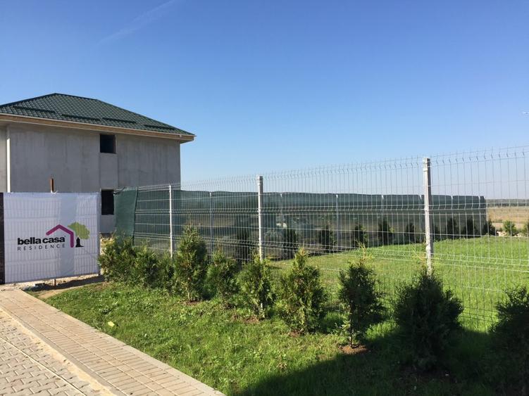 Complex,utilitati toate pe lot,asfalt,bariera,gard,la 15 min de MilitariResidenz